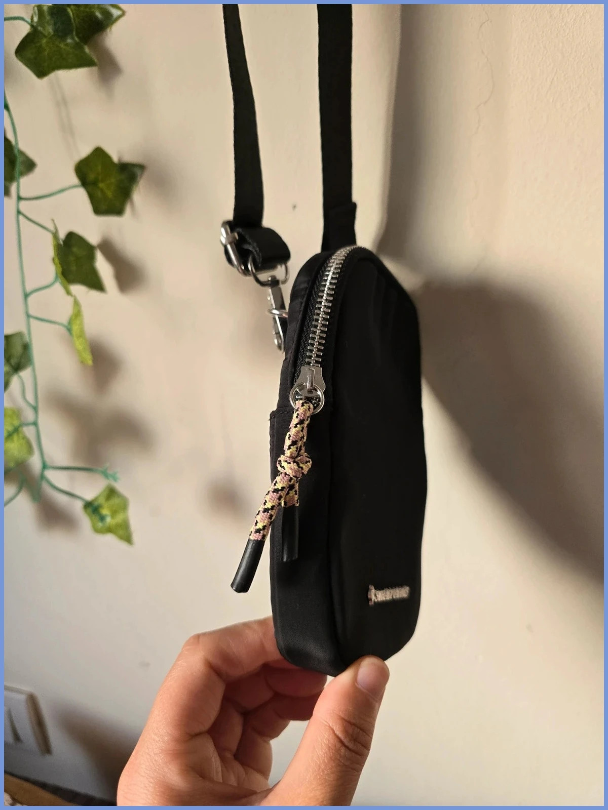 Bolso Porta Móvil / Bandolera Pequeña Stradivarius - Negro 3