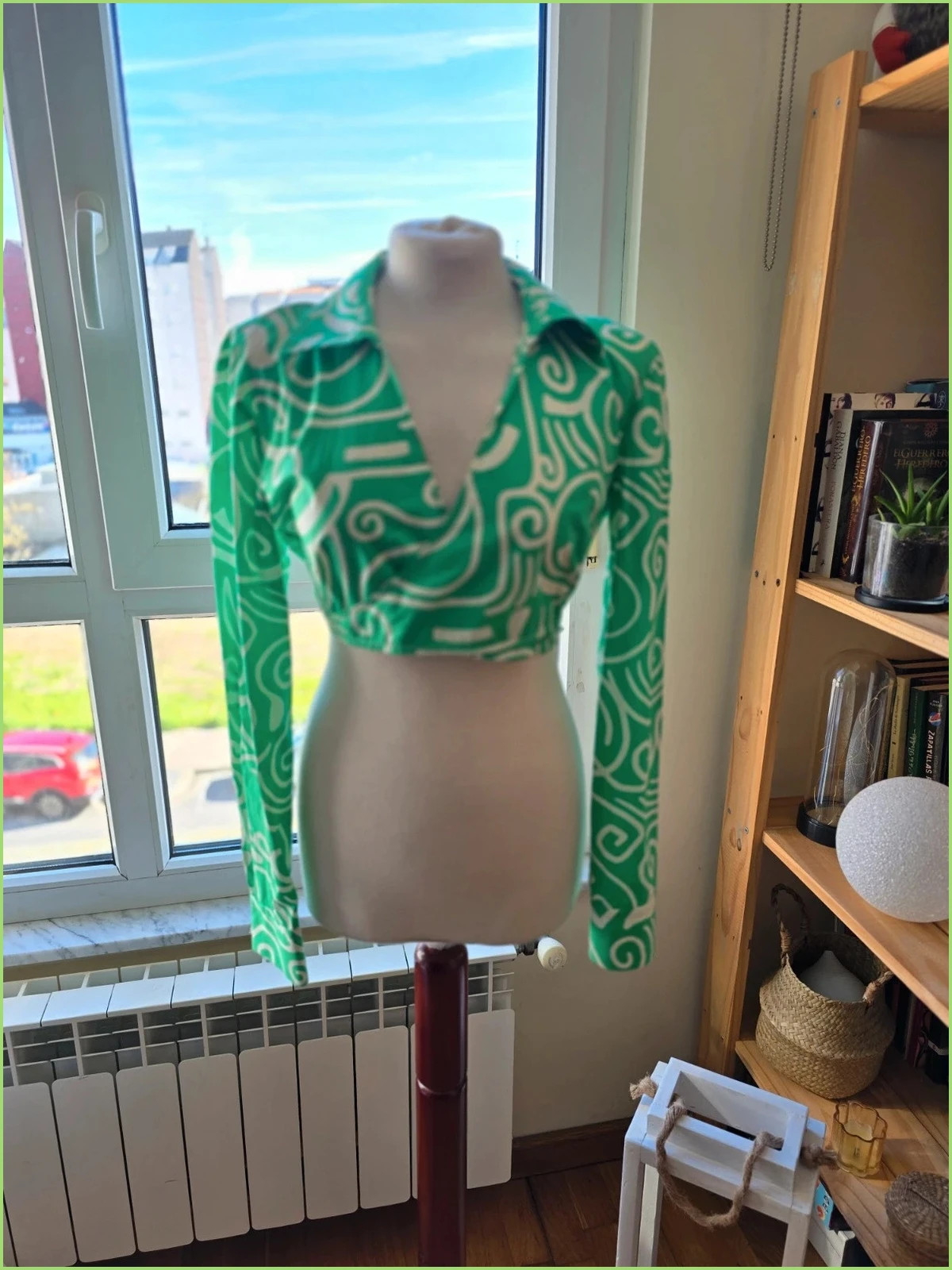 Blusa verde y blanca de Zara -talla M-Nuevo! 2