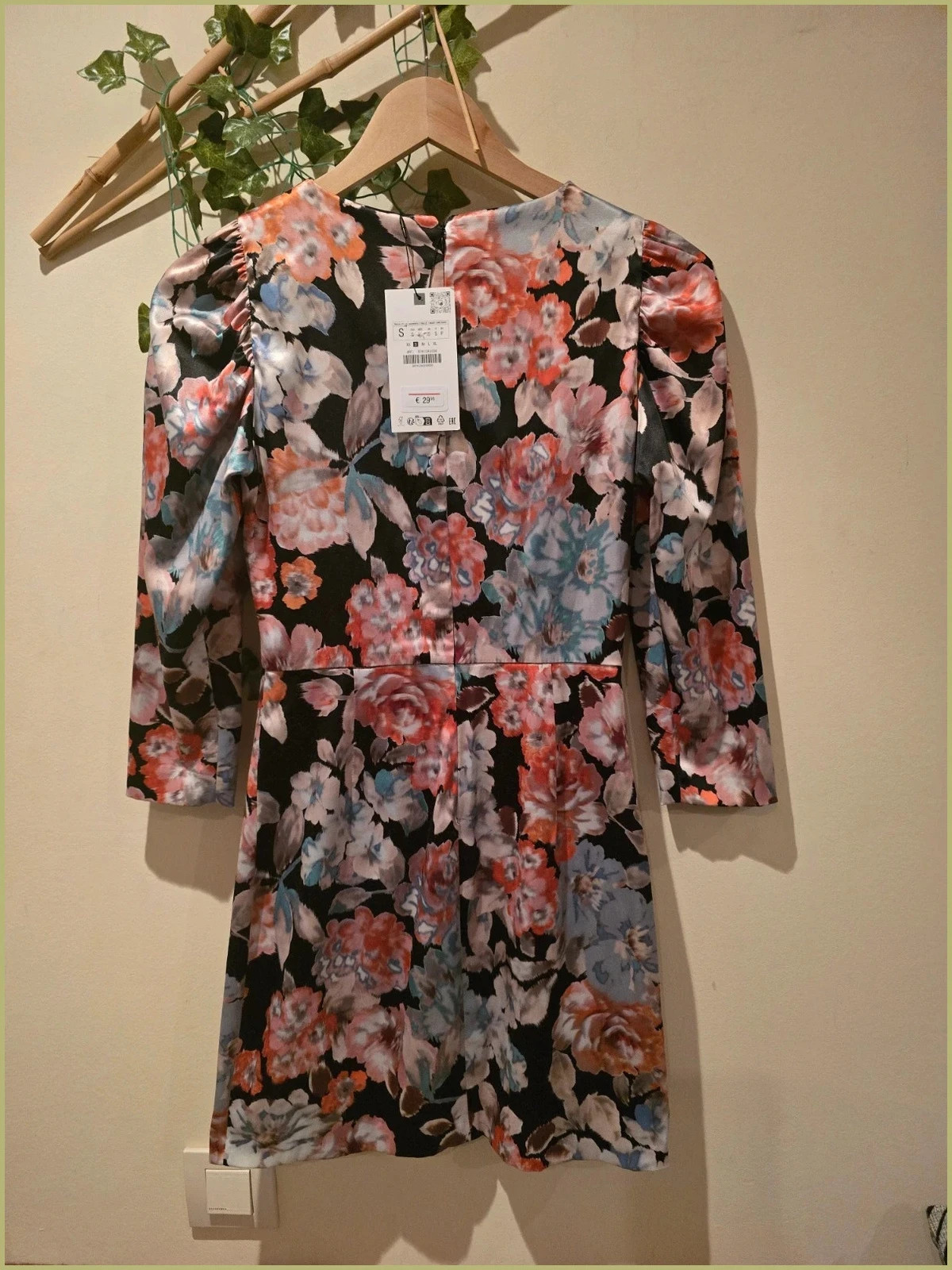 Vestido floral satinado de Zara-Talla S-Nuevo! 2