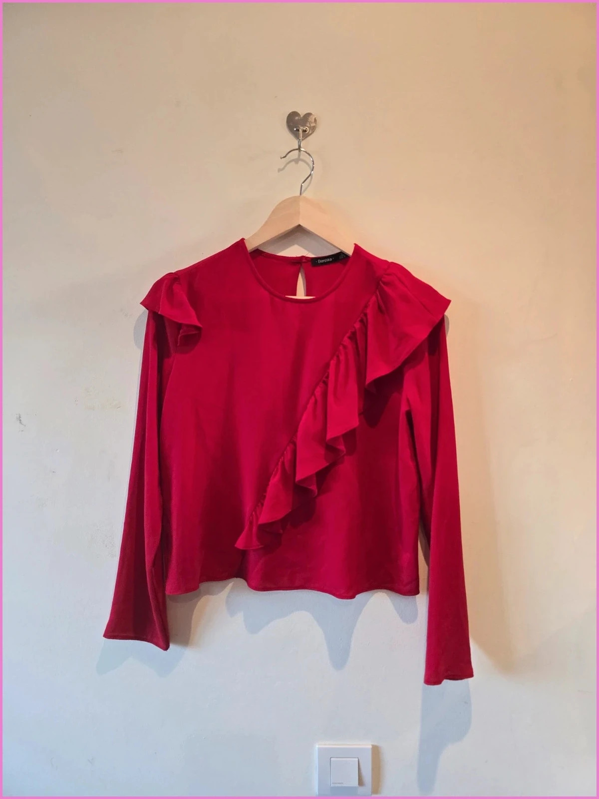 Blusa roja de Bershka-talla S-buen estado 1