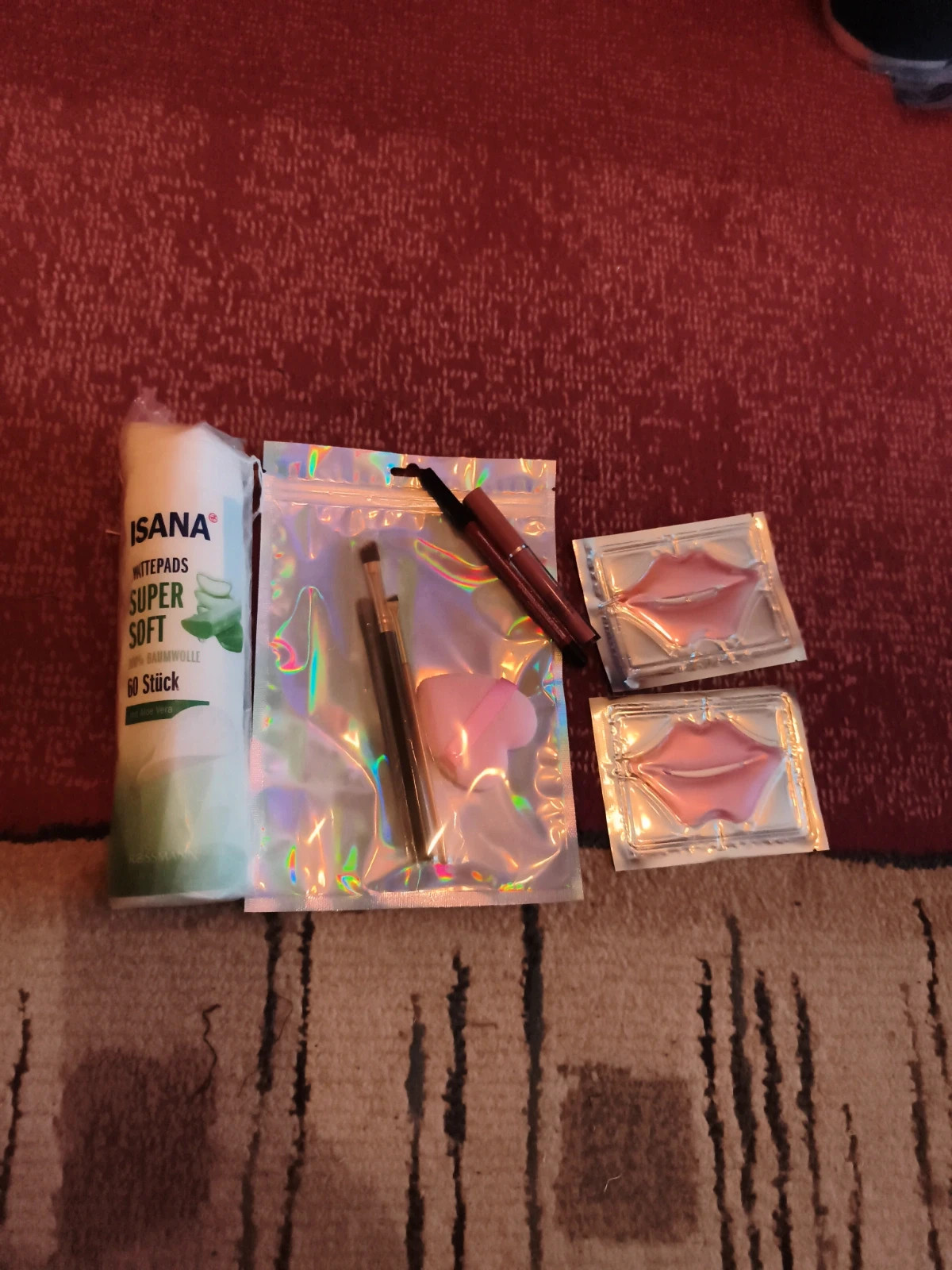 Szépség szett szájmaszk isana vatta korong kevés hiányzik belőle aloe Veras szajceruza 2