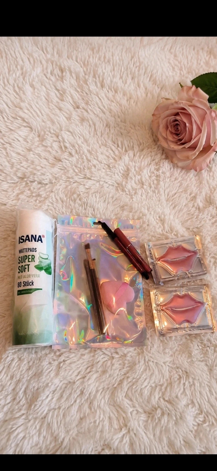 Szépség szett szájmaszk isana vatta korong kevés hiányzik belőle aloe Veras szajceruza 1