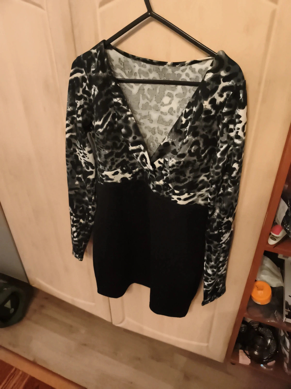 Tigris mintás alkalmi felső csinos L-xl méret dekoltázs kivágott szélesség 44cm hosszúság 76cm 4