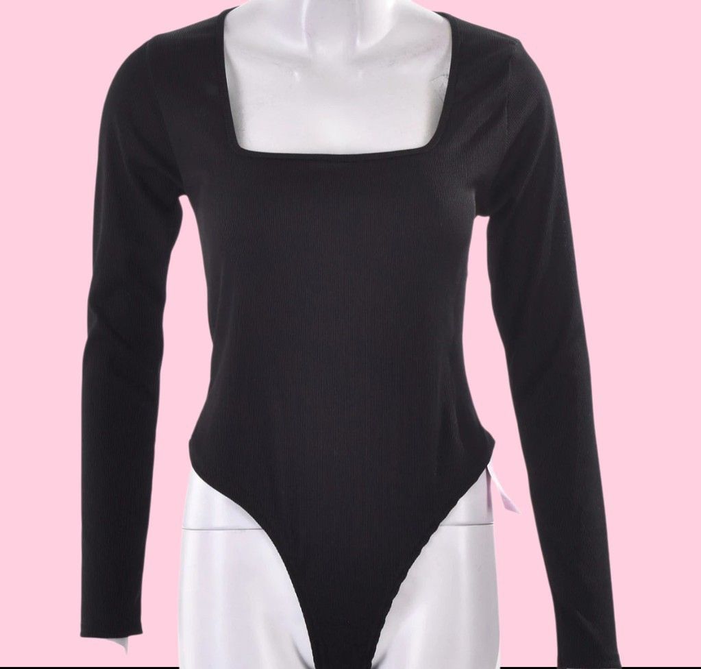 Hosszú ujjú női body, PrettyLittleThing 1