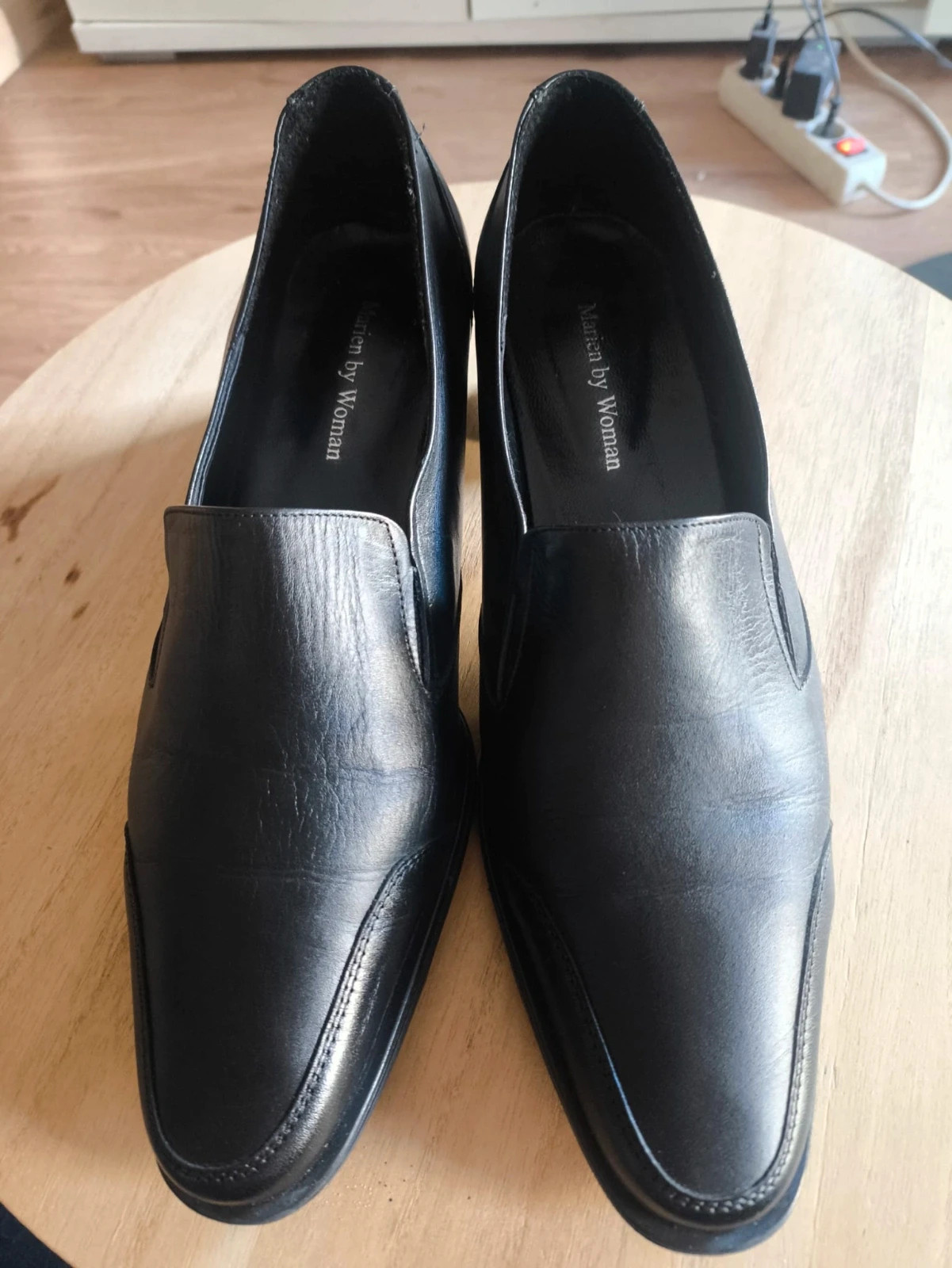 Zapatos de piel autentica vintage talla 39.Como nuevo 1