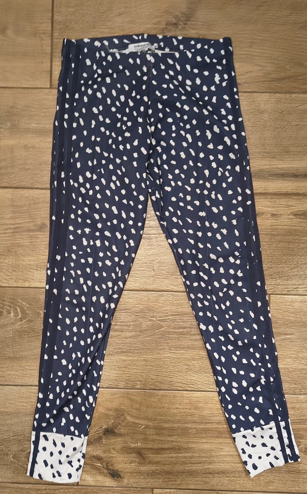 M-es Adidas sportnadrág 1