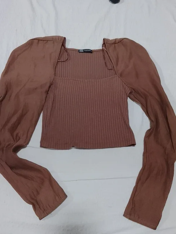 Zara csinos felső S-es 1