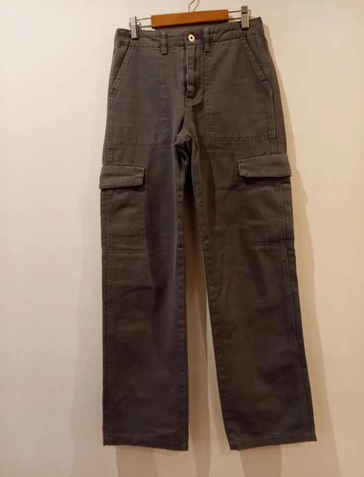 pantalón de chica tipo cargo talla 32 1