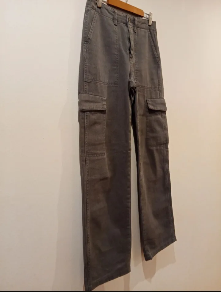 pantalón de chica tipo cargo talla 32 2