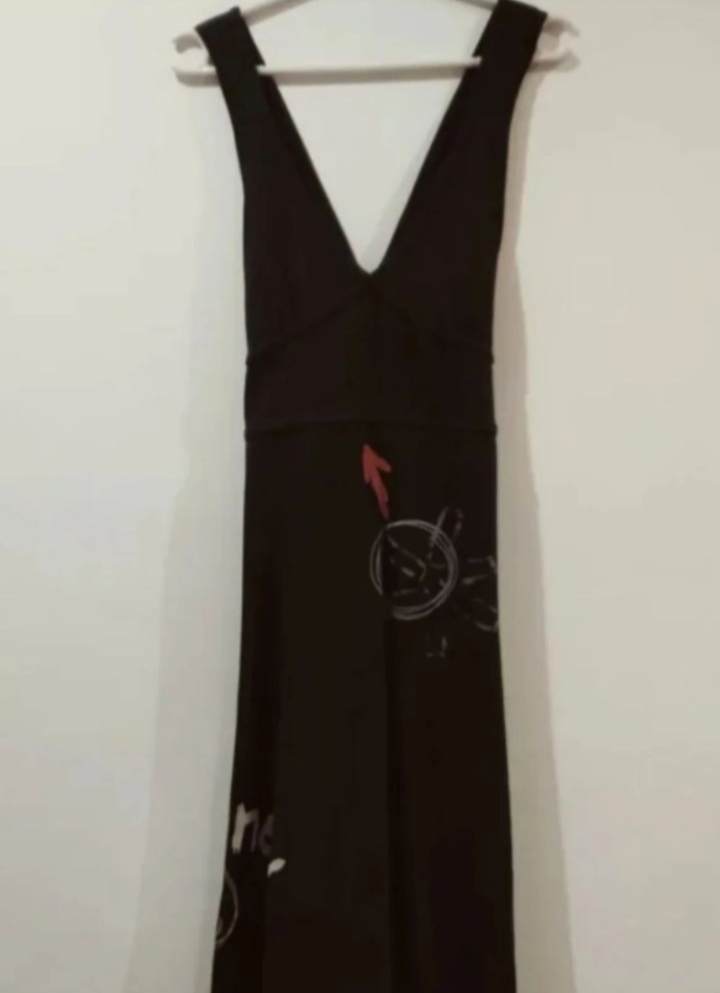 vestido desigual con bonito diseño talla media 1