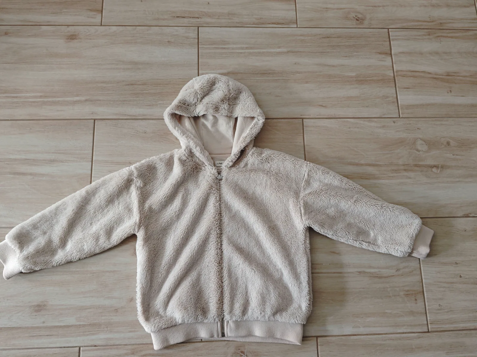 Vastag meleg lány pulcsi 2