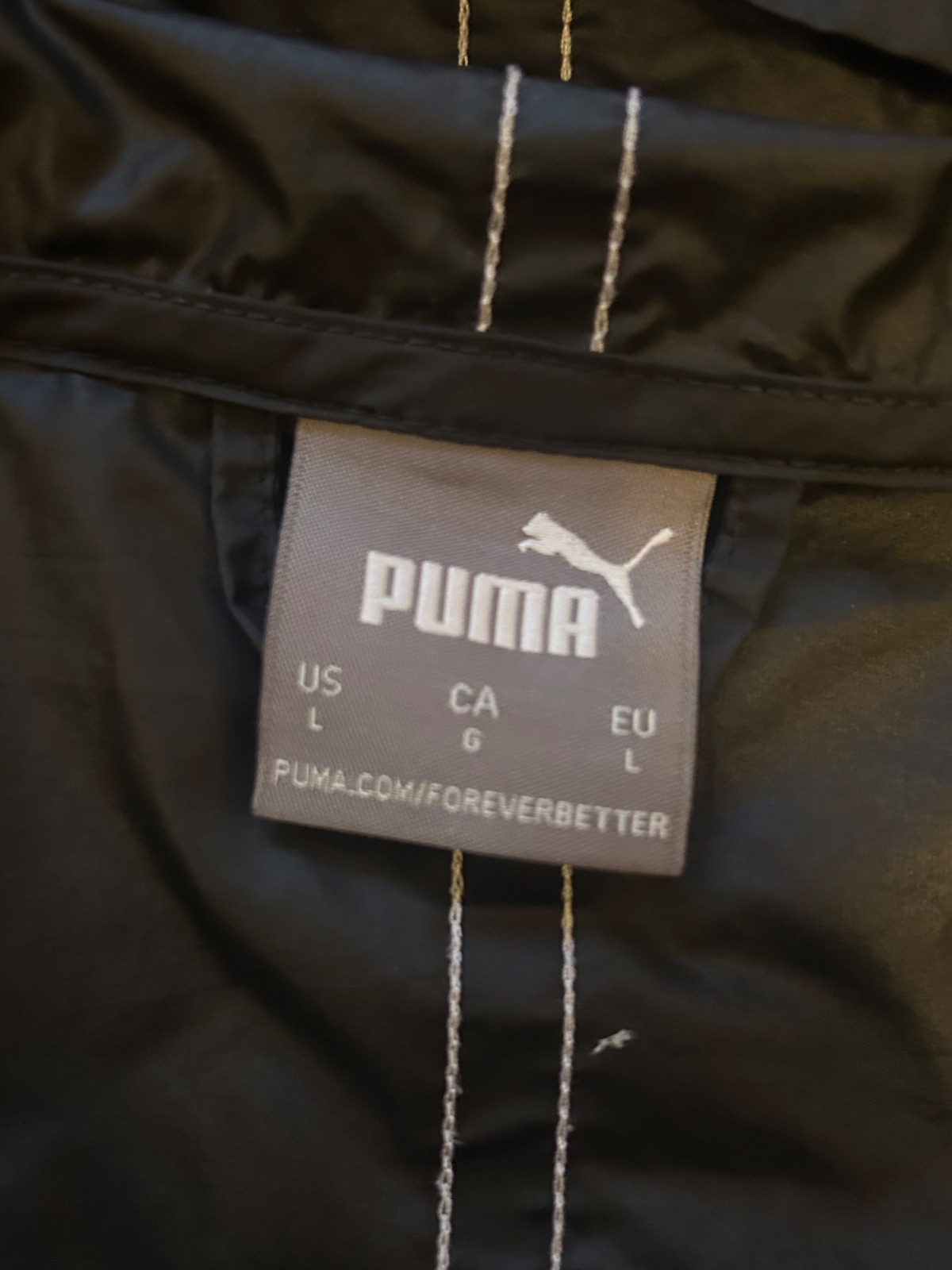Puma fekete sportdzseki fehér cipzárral 3