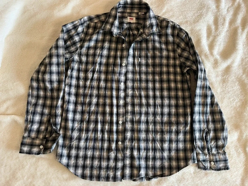 Levi's Men's Black and White Shirt 1