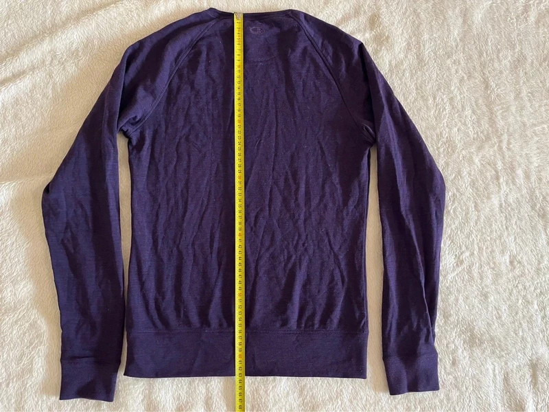 Women's Zoya Long Sleeve Crewe Tree Pose 2