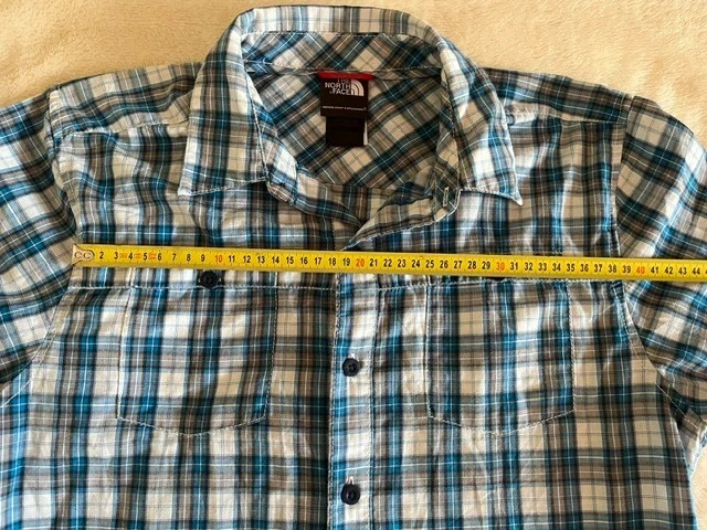 The North Face Mens Plaid Button Up Short Sleeve Shirt 3
