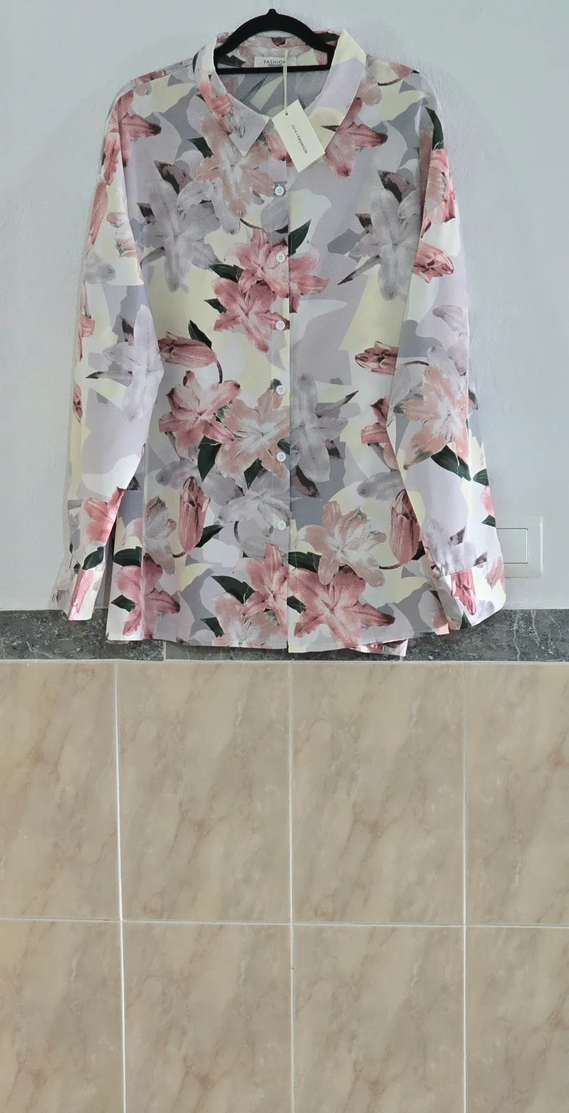 Camisa de manga larga floral T. 54 1