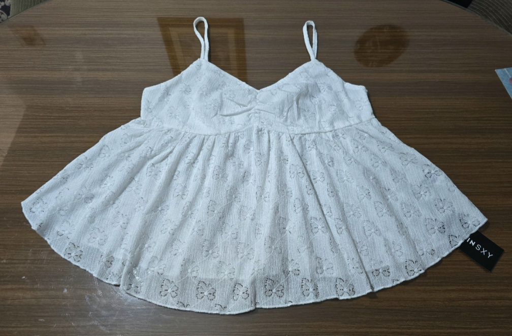 Top blanco tirantes bordado calado Y2K 2