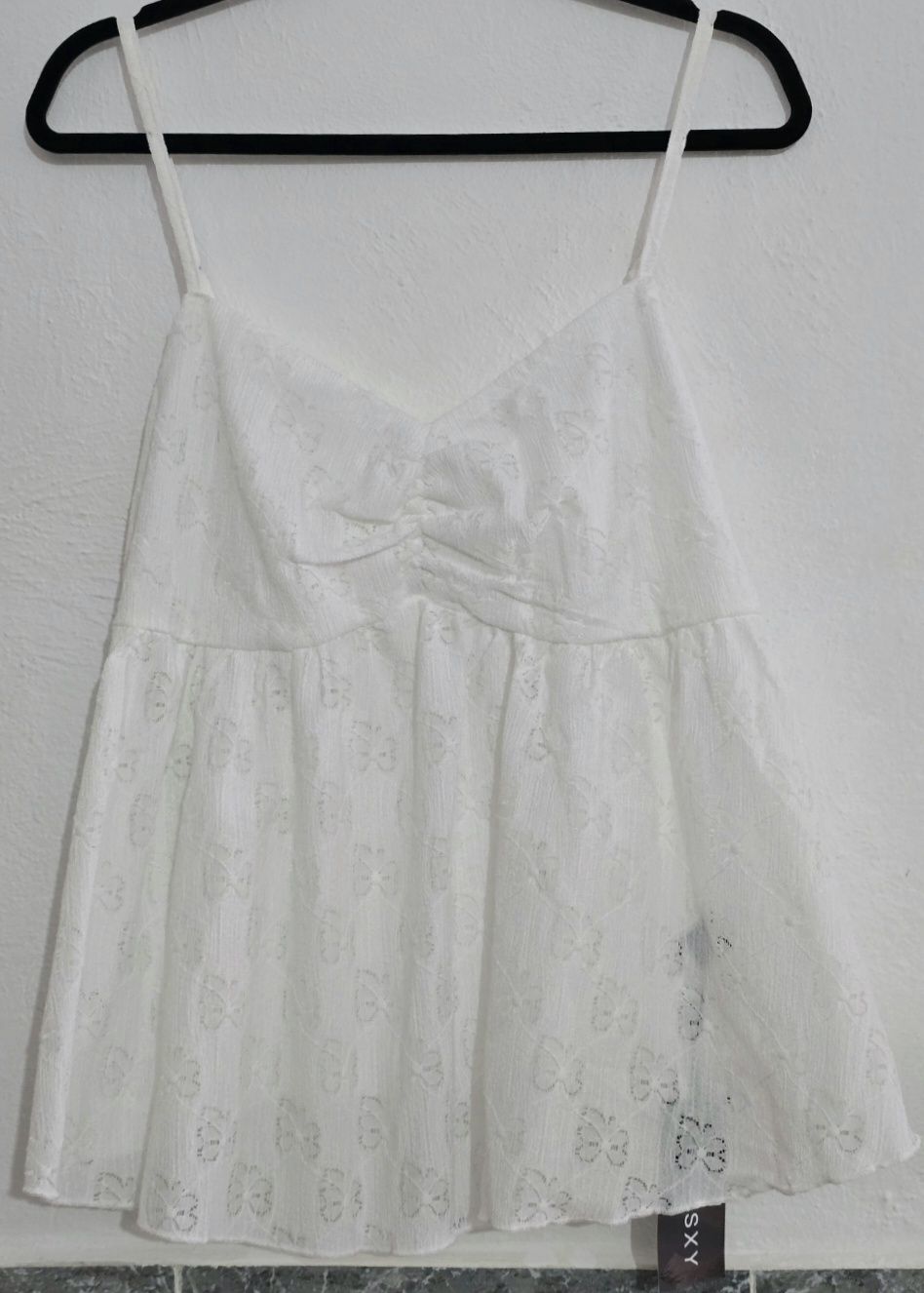 Top blanco tirantes bordado calado Y2K 4