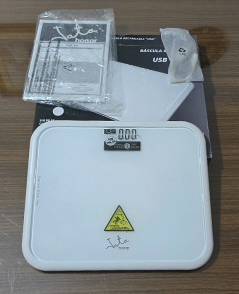 Báscula Digital Recargable USB Jata Hogar Hasta 150 kg 2