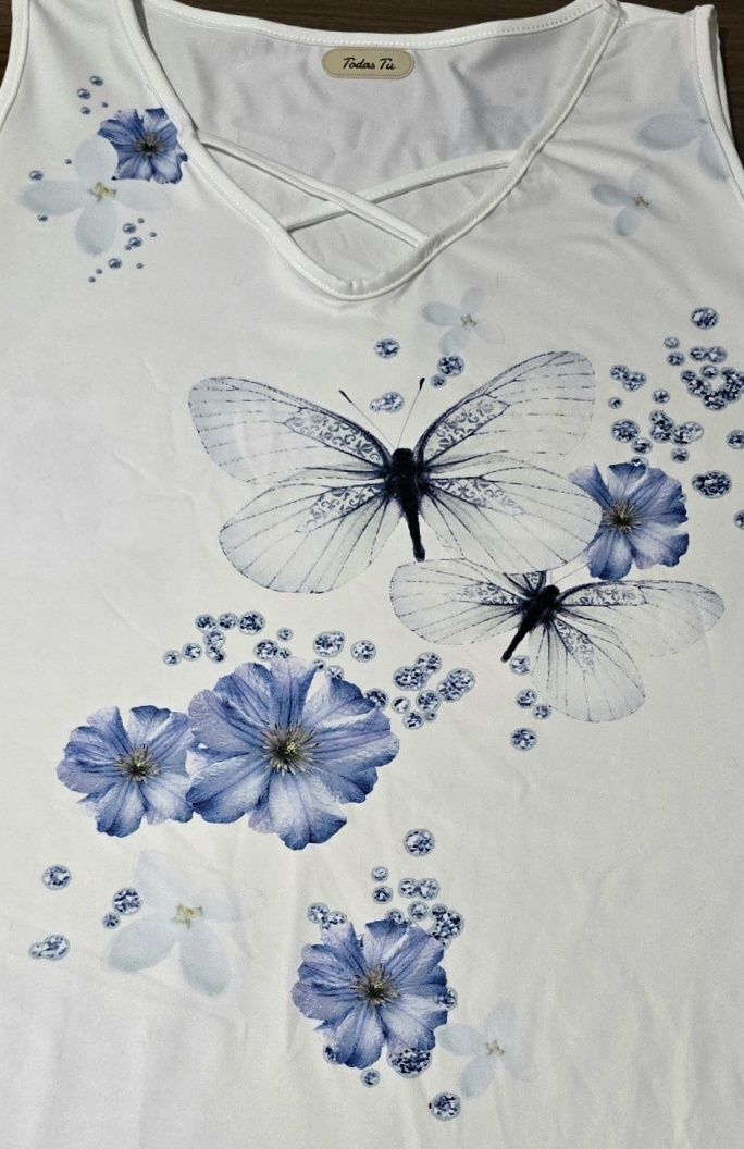 Camiseta blanca tirantes anchos flores y mariposas Y2K Talla 52 3