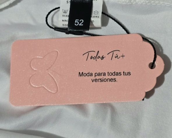 Camiseta blanca tirantes anchos flores y mariposas Y2K Talla 52 4