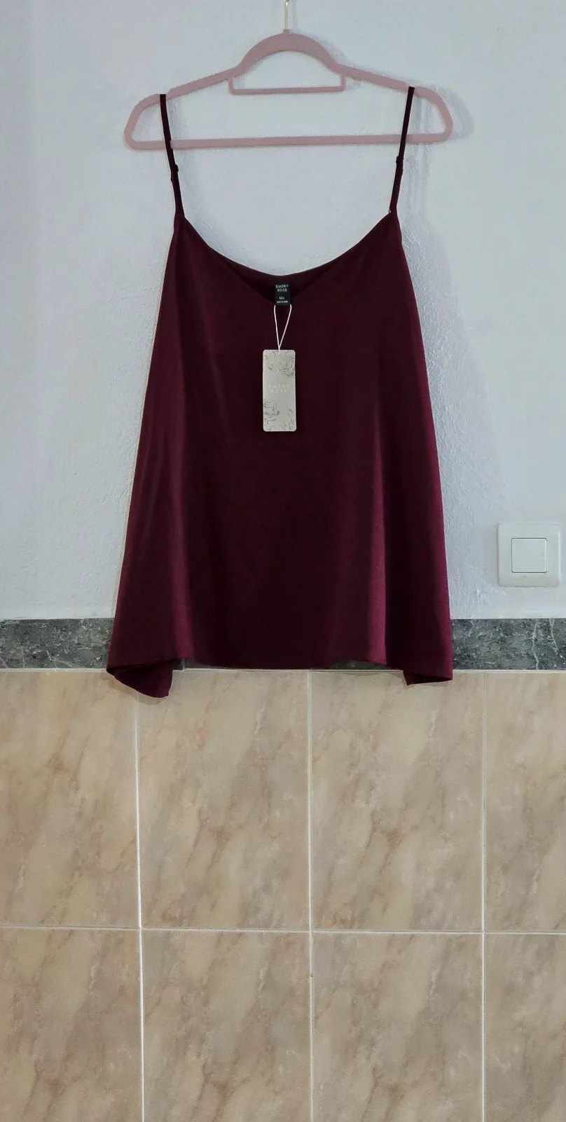 Top burdeos tirantes regulables talla 5XL 1