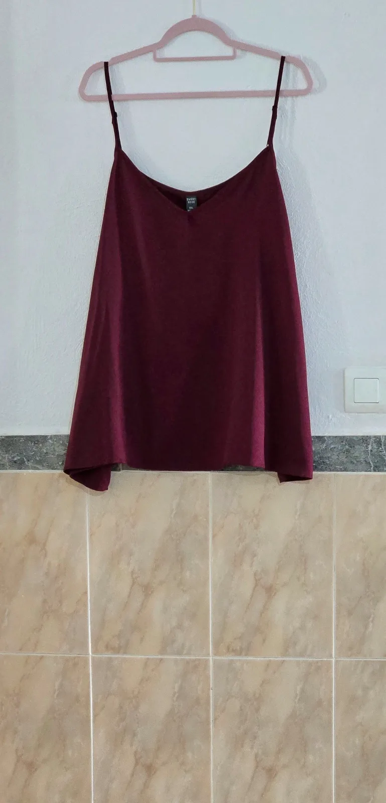 Top burdeos tirantes regulables talla 5XL 4