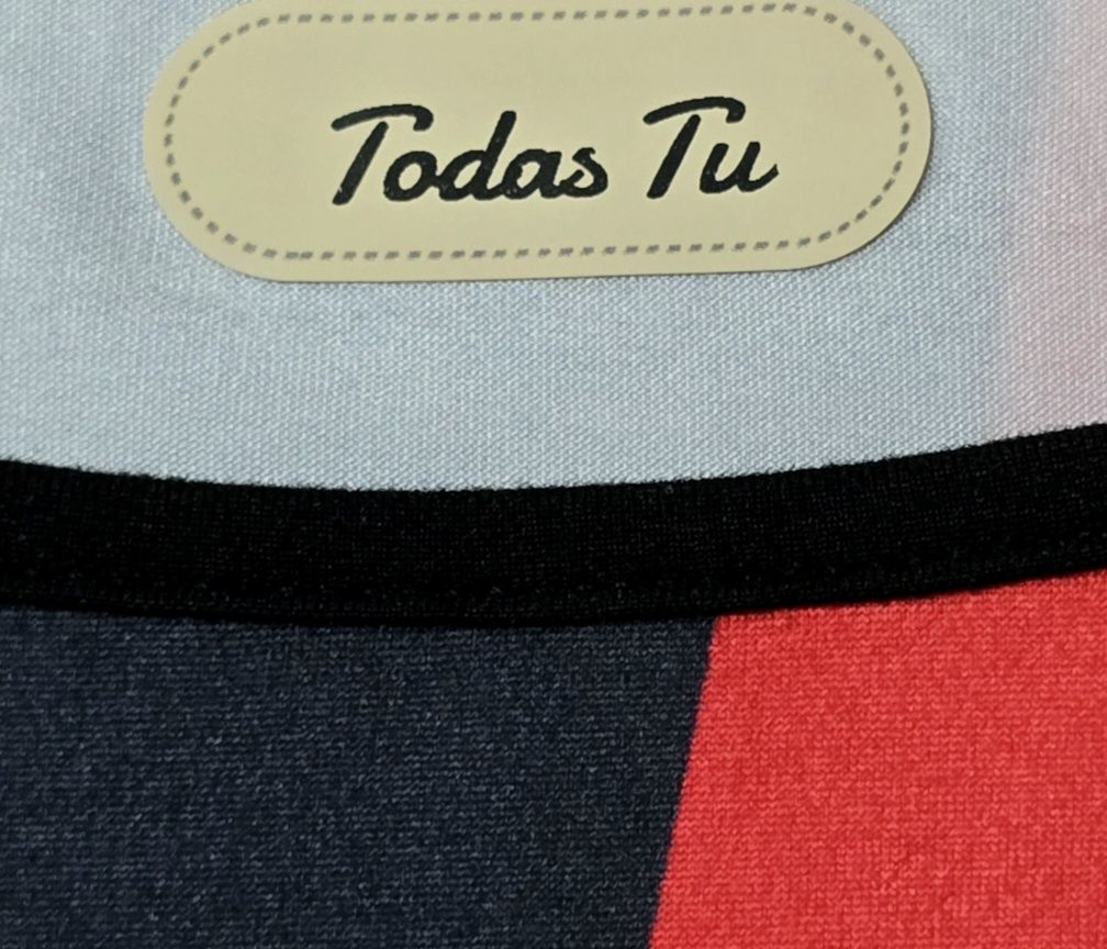Camiseta Mickey Mouse negro y rojo manga larga Talla 52 4