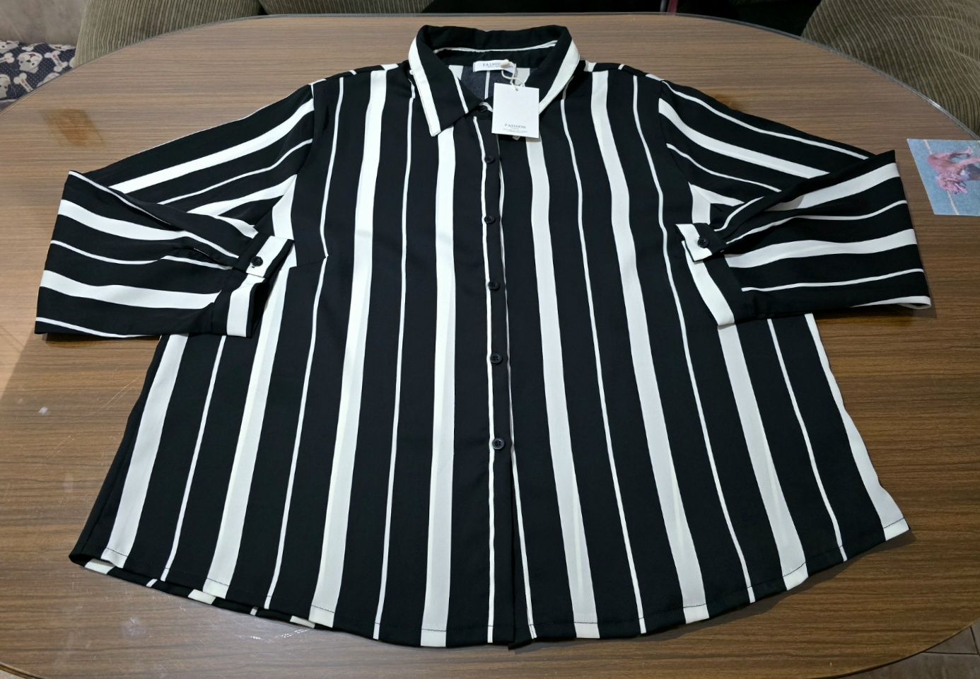 Camisa Talla 52 de manga larga beige y negra 2