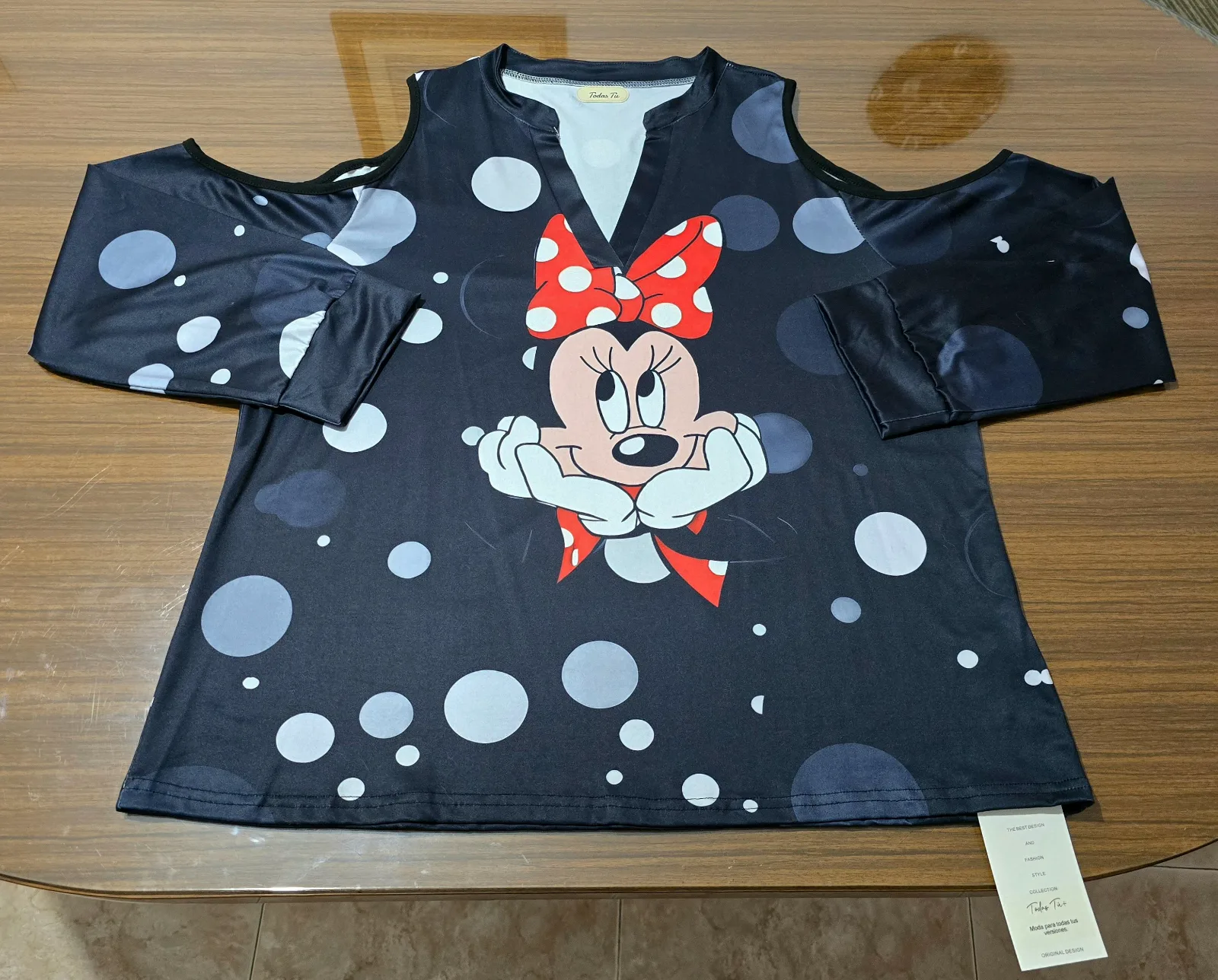 Camiseta negra Minnie Mouse Talla 48 2