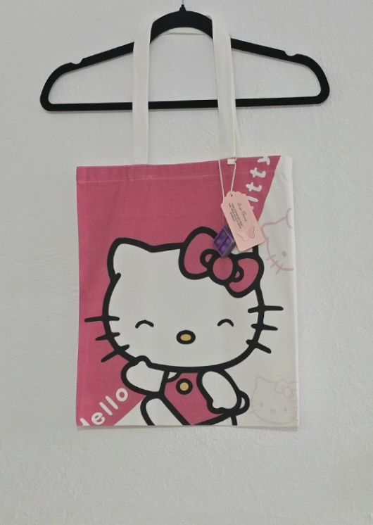 Tote Bag con pop it de Hello Kitty 1