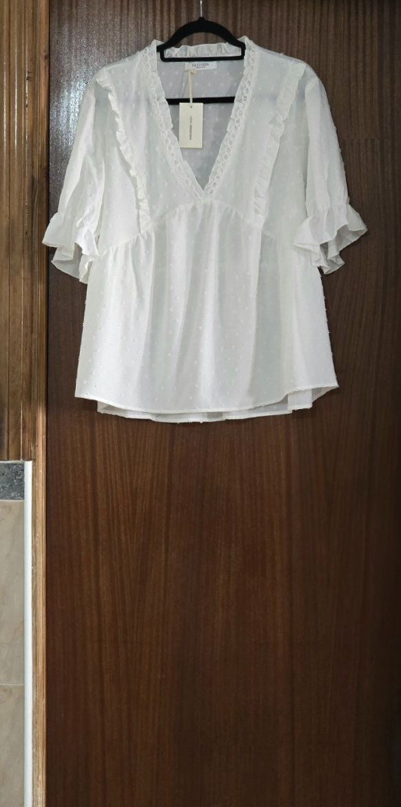 Blusa Talla 48 blanca plumeti volantes 1