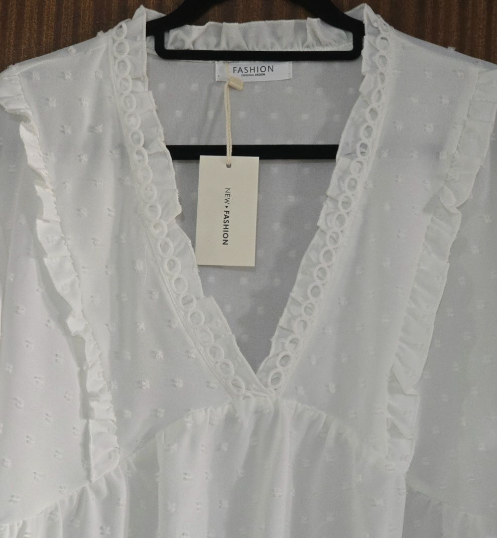 Blusa Talla 48 blanca plumeti volantes 3