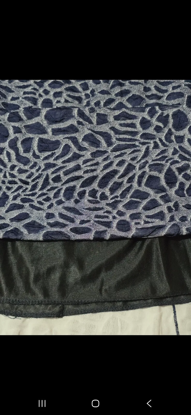 Falda azul Talla 52 estampado abstracto 3