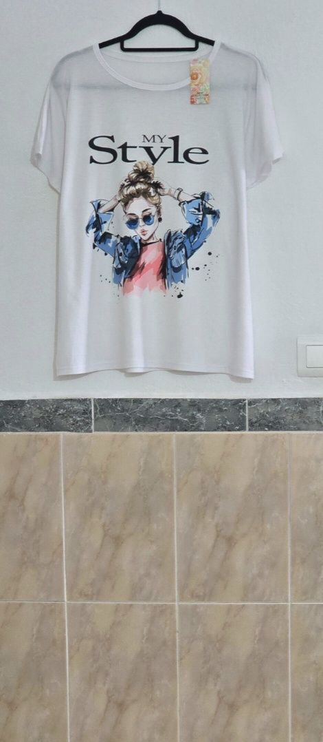 Camiseta blanca ilustración "My Style" Y2K // T-shirt blanc "My Style" avec illustration Y2K 1