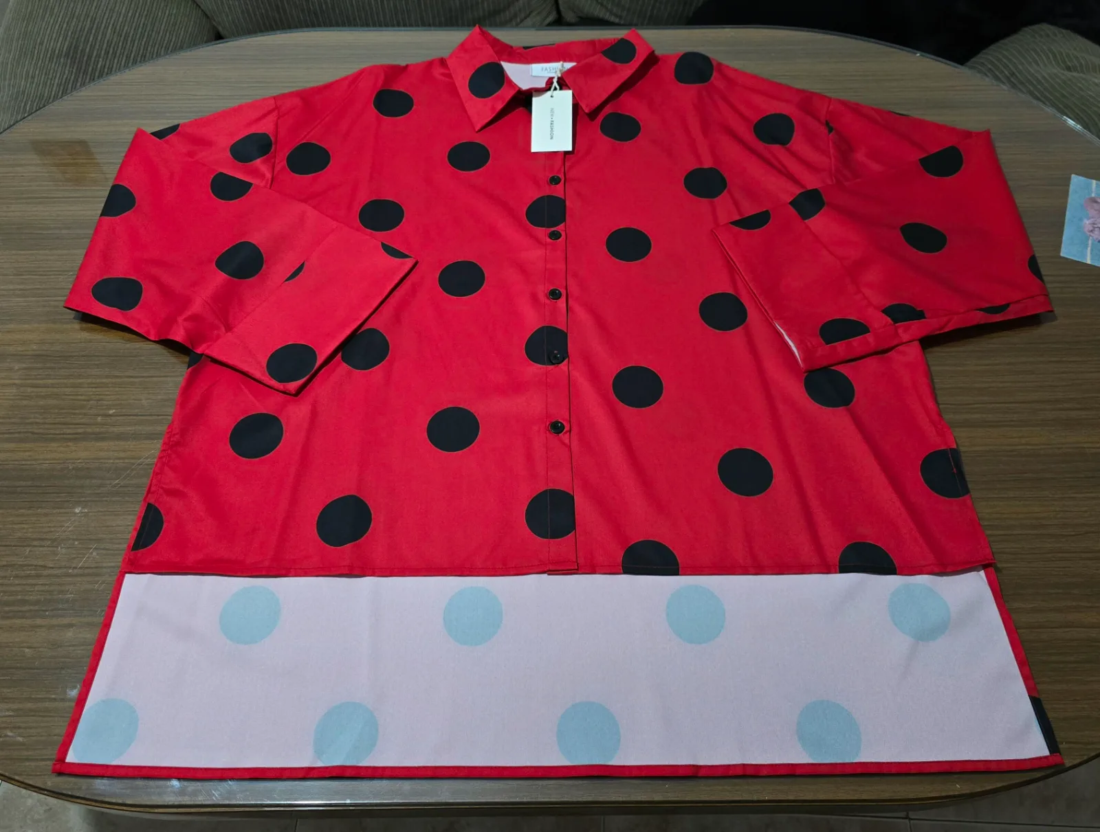 Camisa Talla 52 roja y negra lunares 2