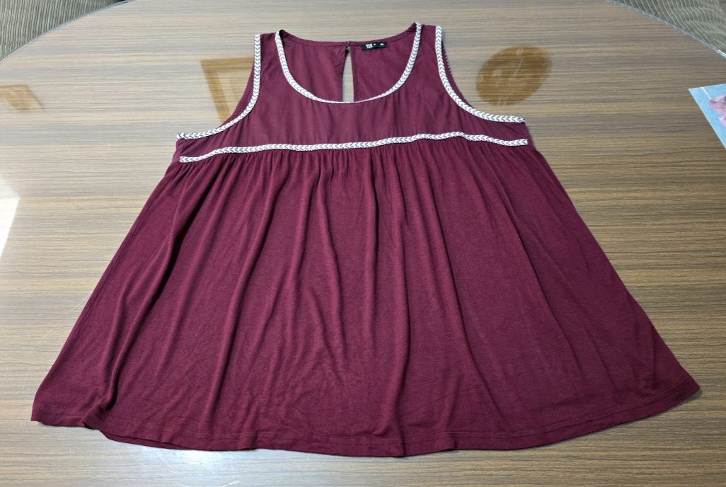 Blusa Talla XL sin mangas bordada Tex 2