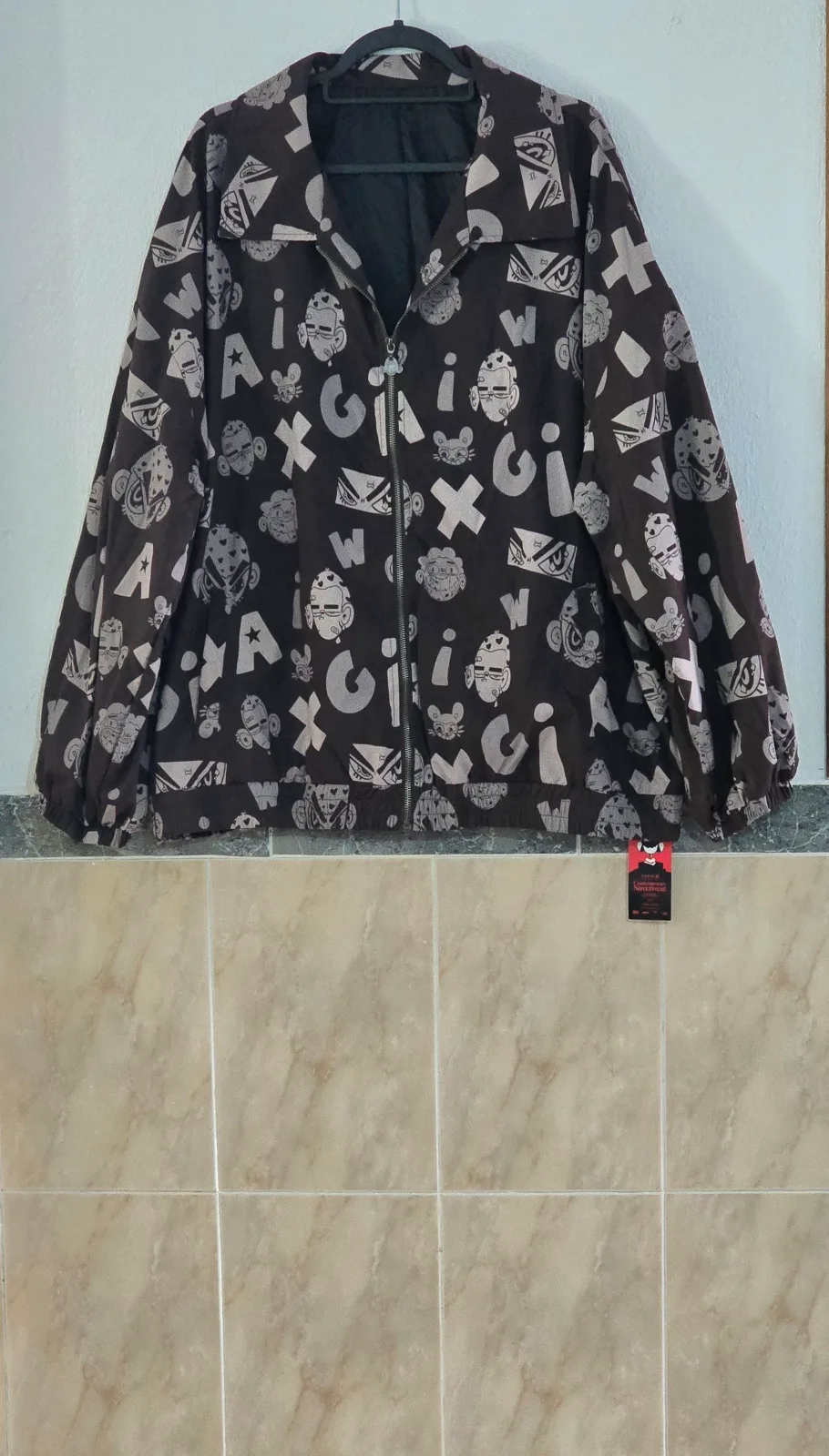 Printed brown bomber jacket // Printed brown bomber.