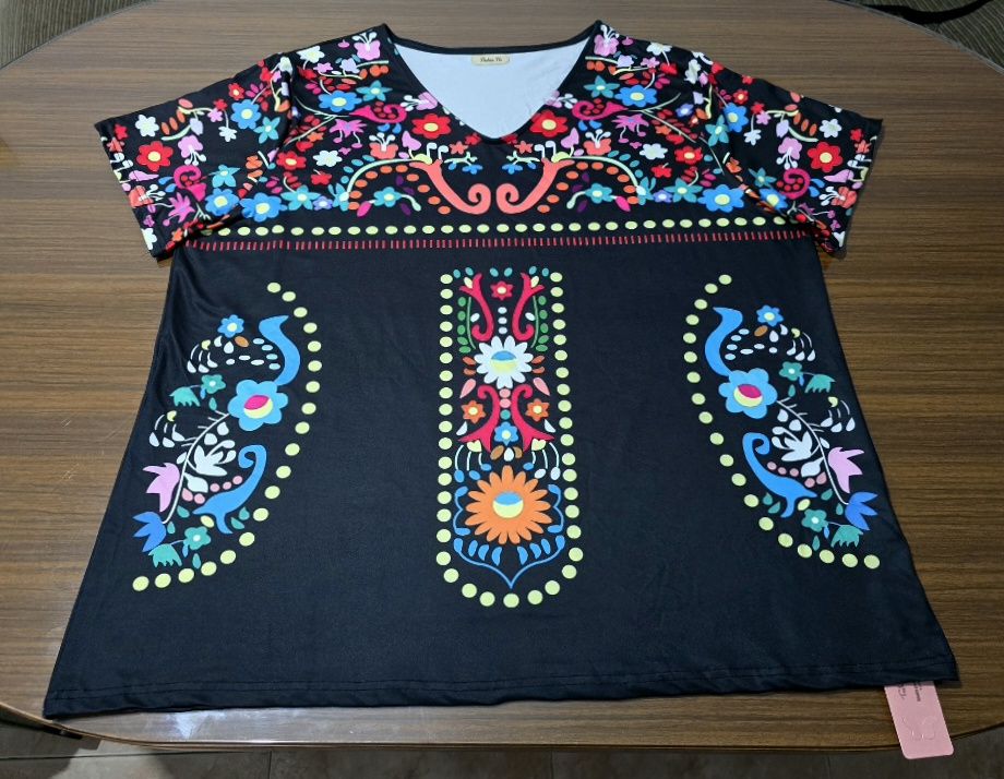 Camiseta manga corta boho floral Todas Tú+ Talla 52 // T-shirt bohème à fleurs, manches courtes, taille 52 2