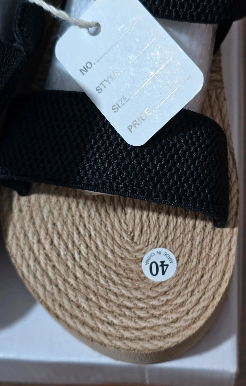 Sandalias negras de cuña // Sandales compensées noires. 3