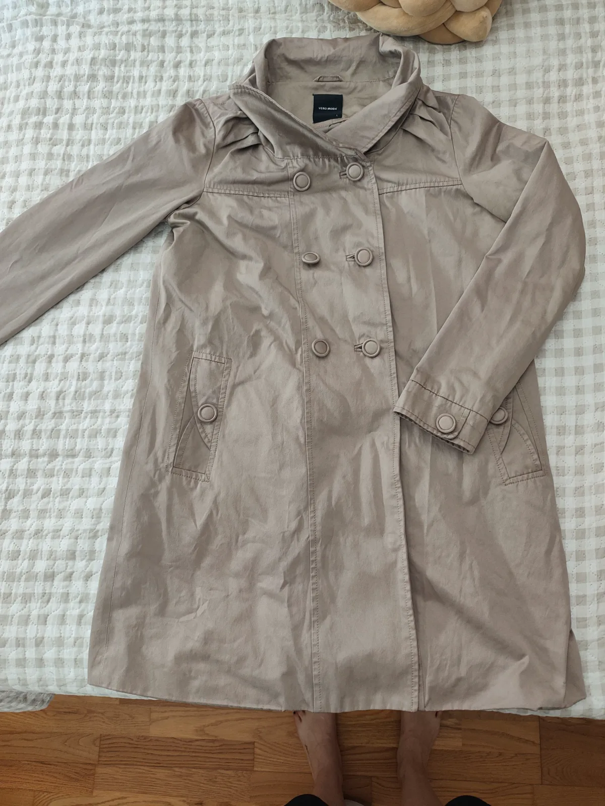 Gabardina beige talla L, 2