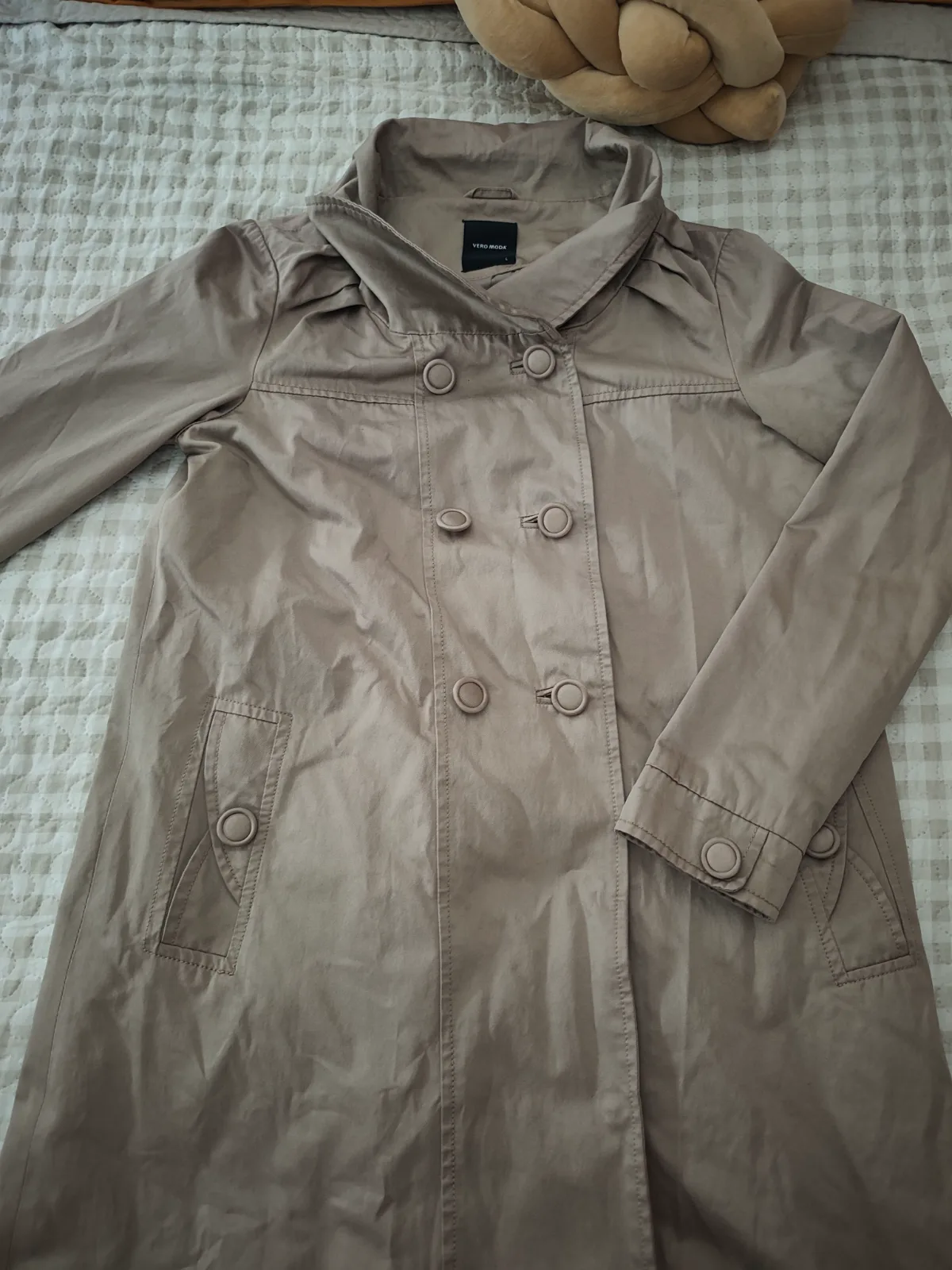 Gabardina beige talla L, 1