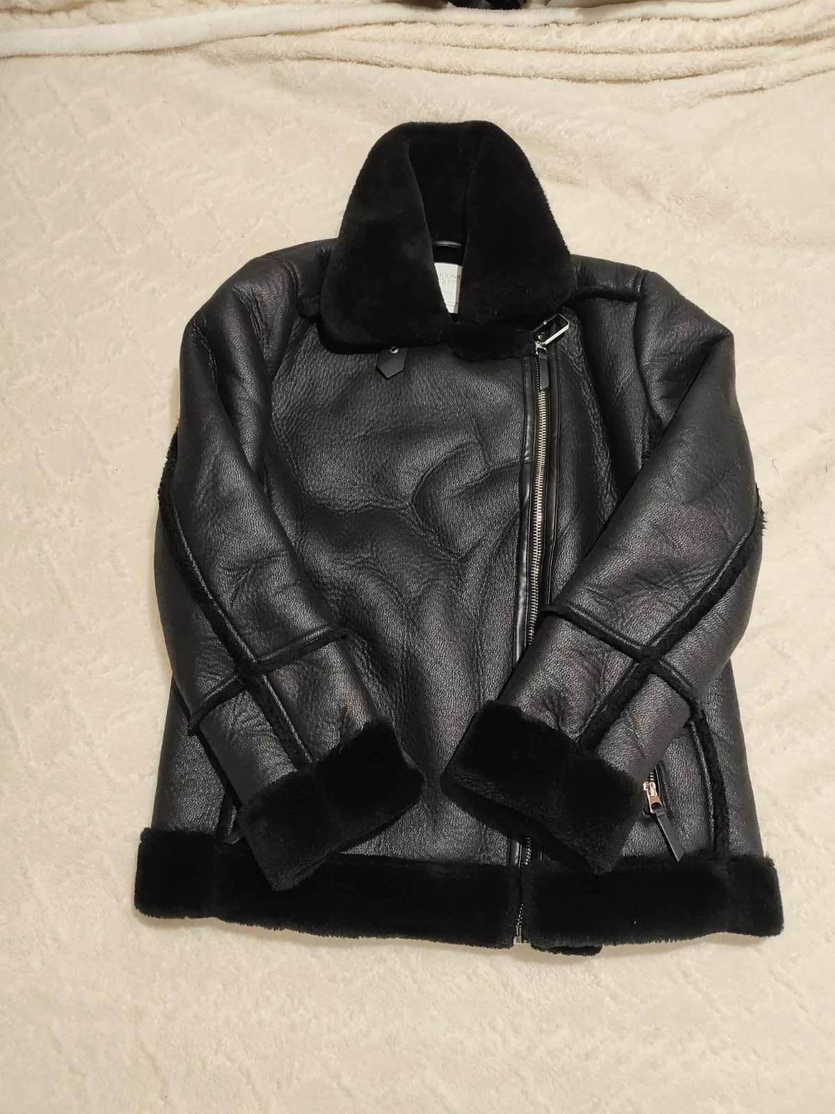 Cazadora con forro polar Stradivarius, talla L 3