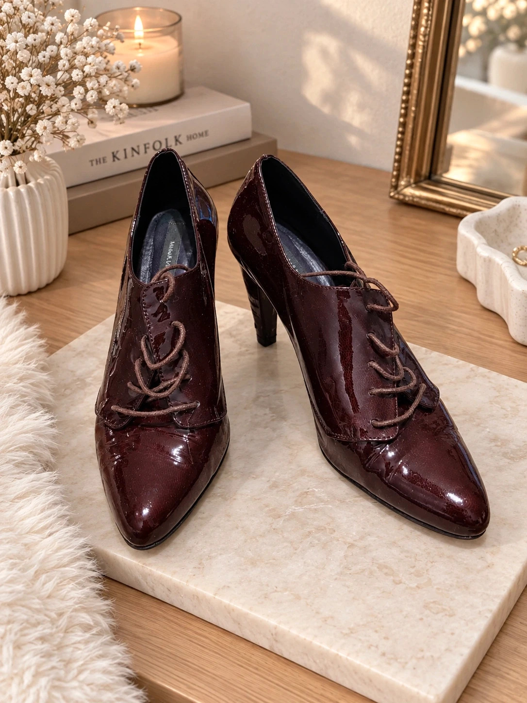 Zapatos de salón charol granate Bimba y Lola T39 1