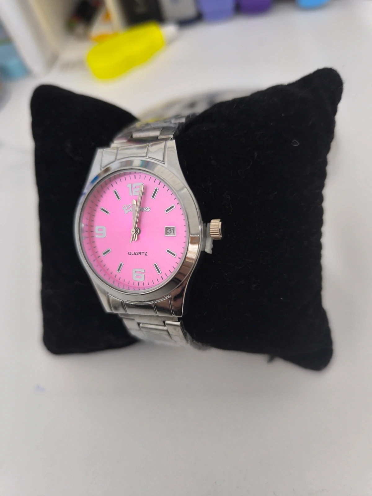 Elegante reloj plateado 35 mm, con esfera rosa. Sin estrenar 2