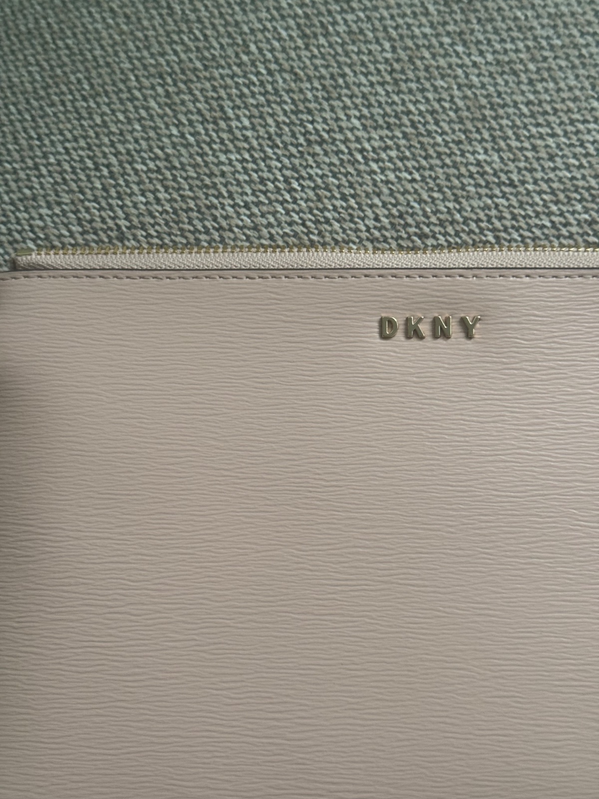 Új! DKNY kézi bőr kis táska 3