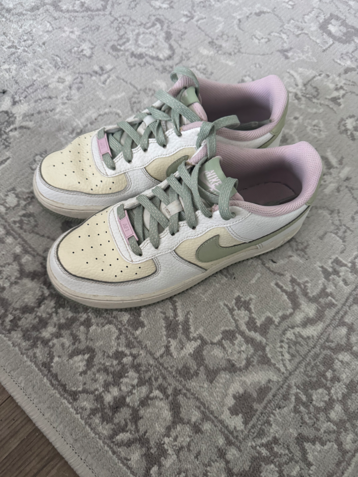 Nike Air Force női cipő egyedi színben 38 as 1