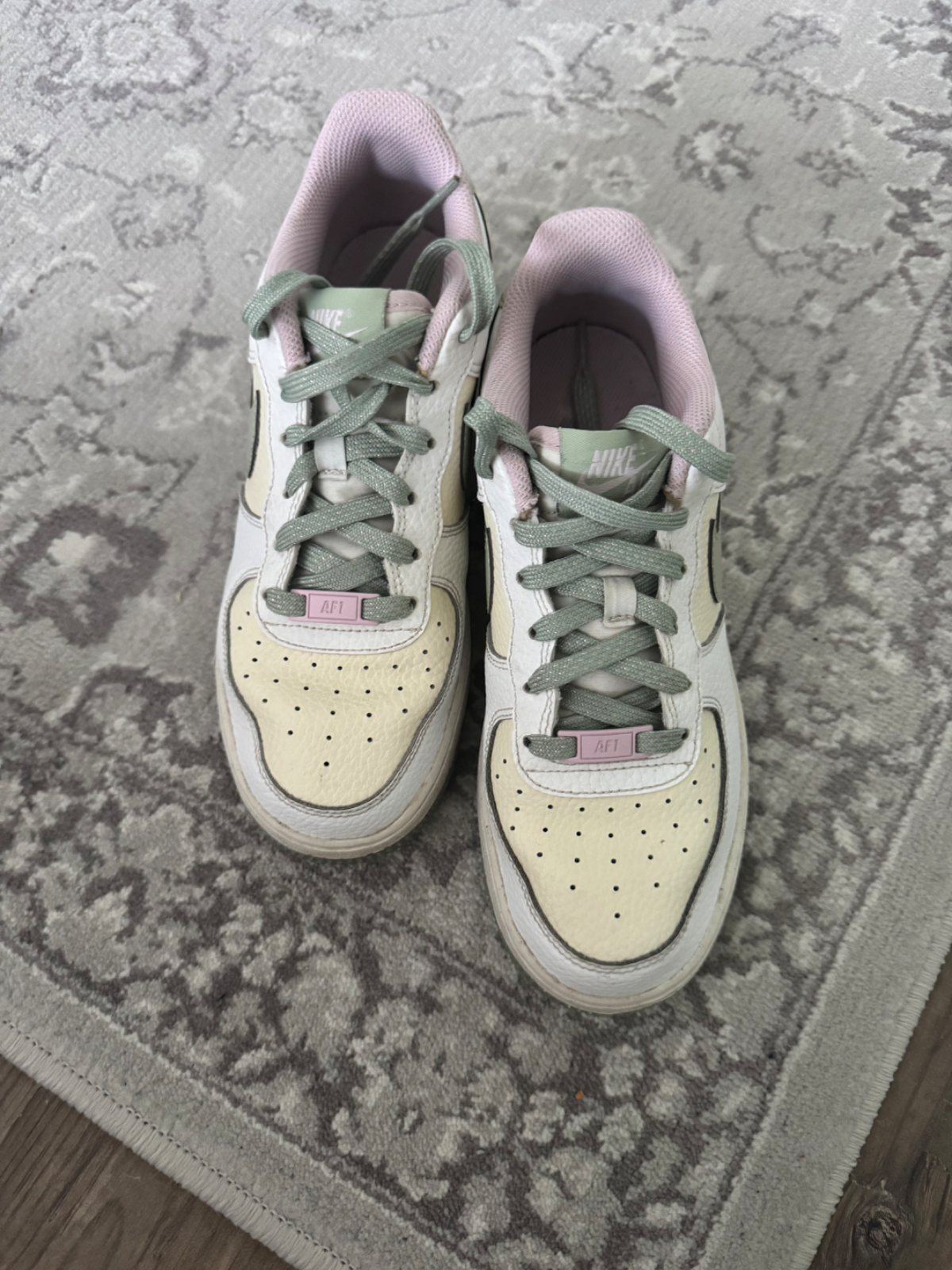 Nike Air Force női cipő egyedi színben 38 as 2