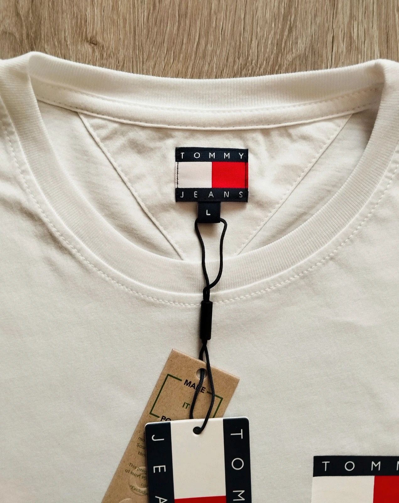 Tommy Jeans white T-shirt, size L 3