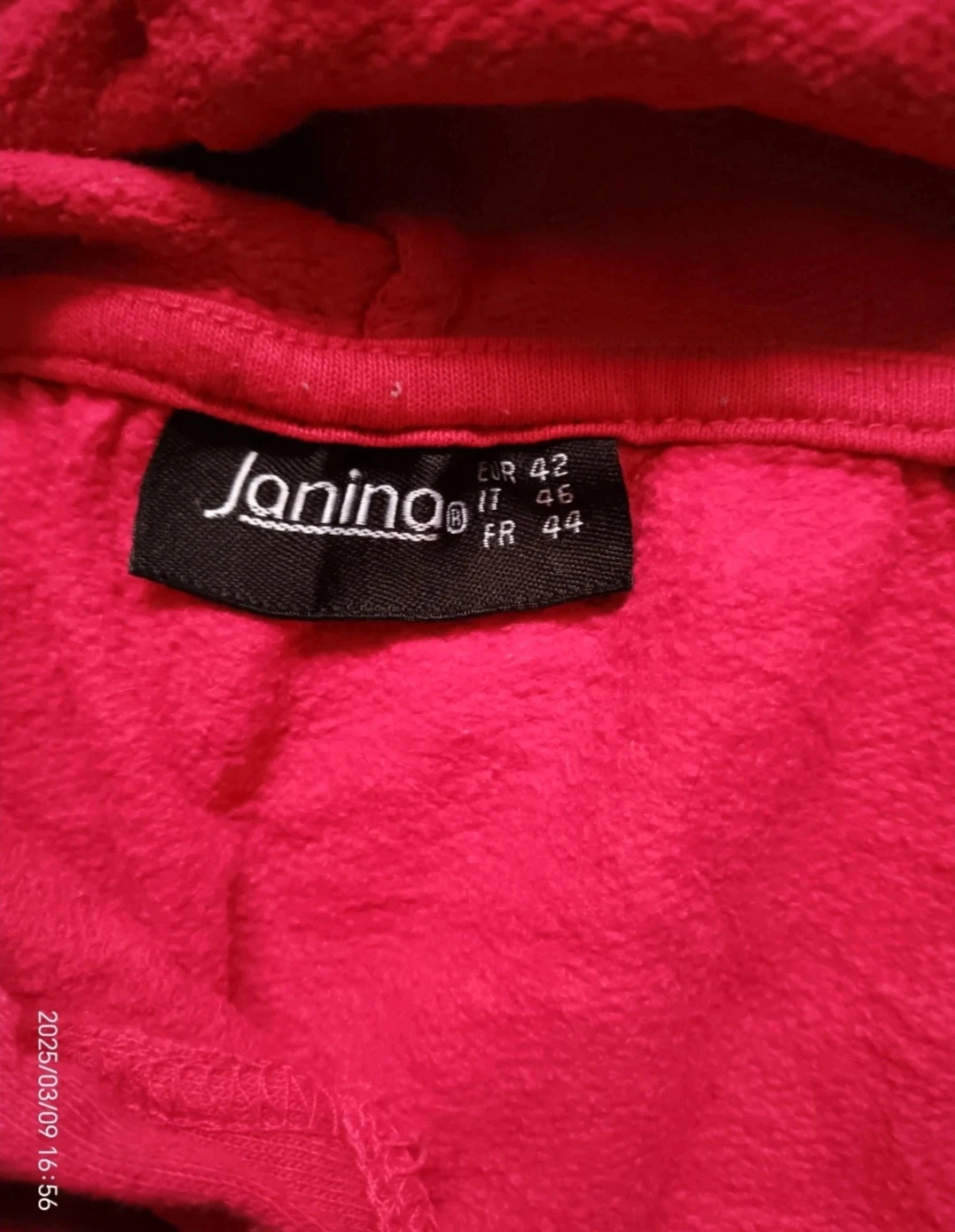 Janina kapucnis pulóver 2